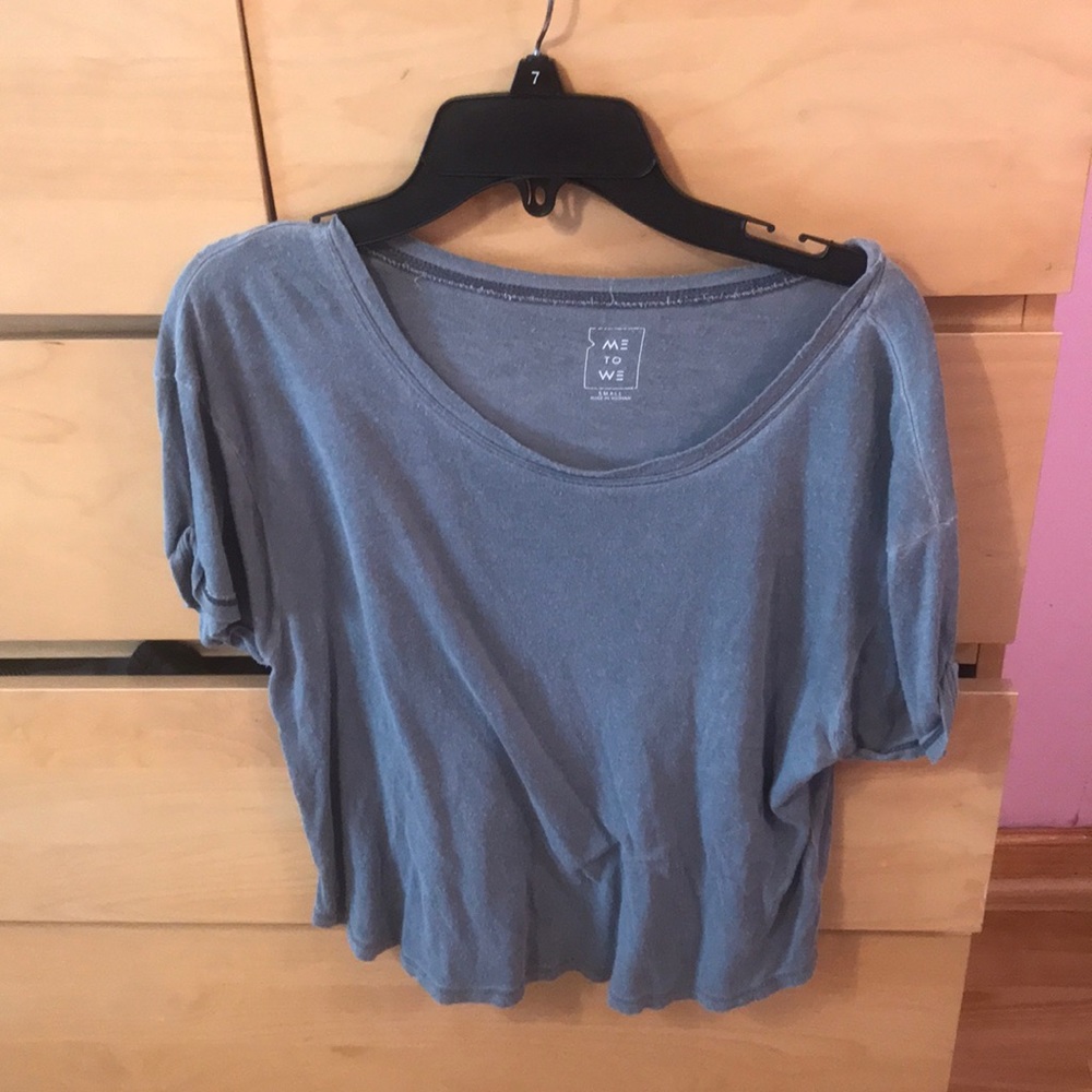 Grey Aeropostale T-shirt